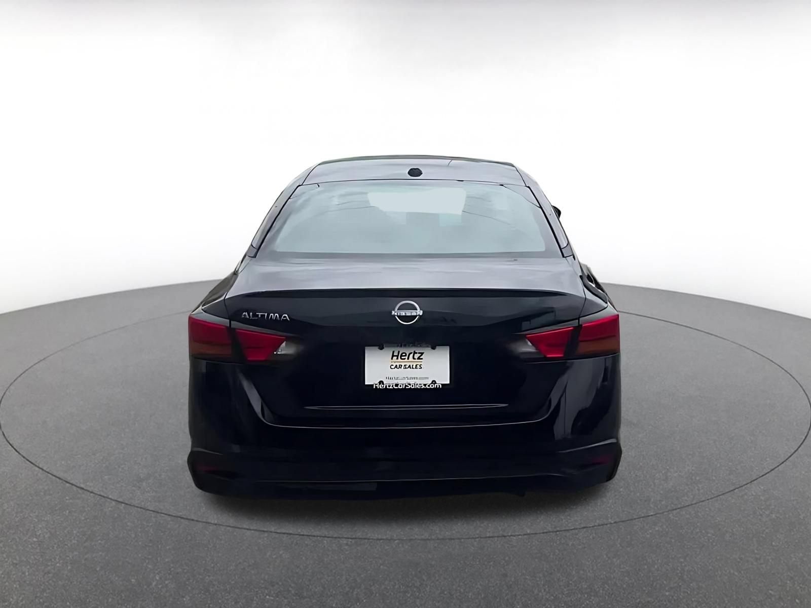 Thumbnail: 2025 Nissan Altima - 10