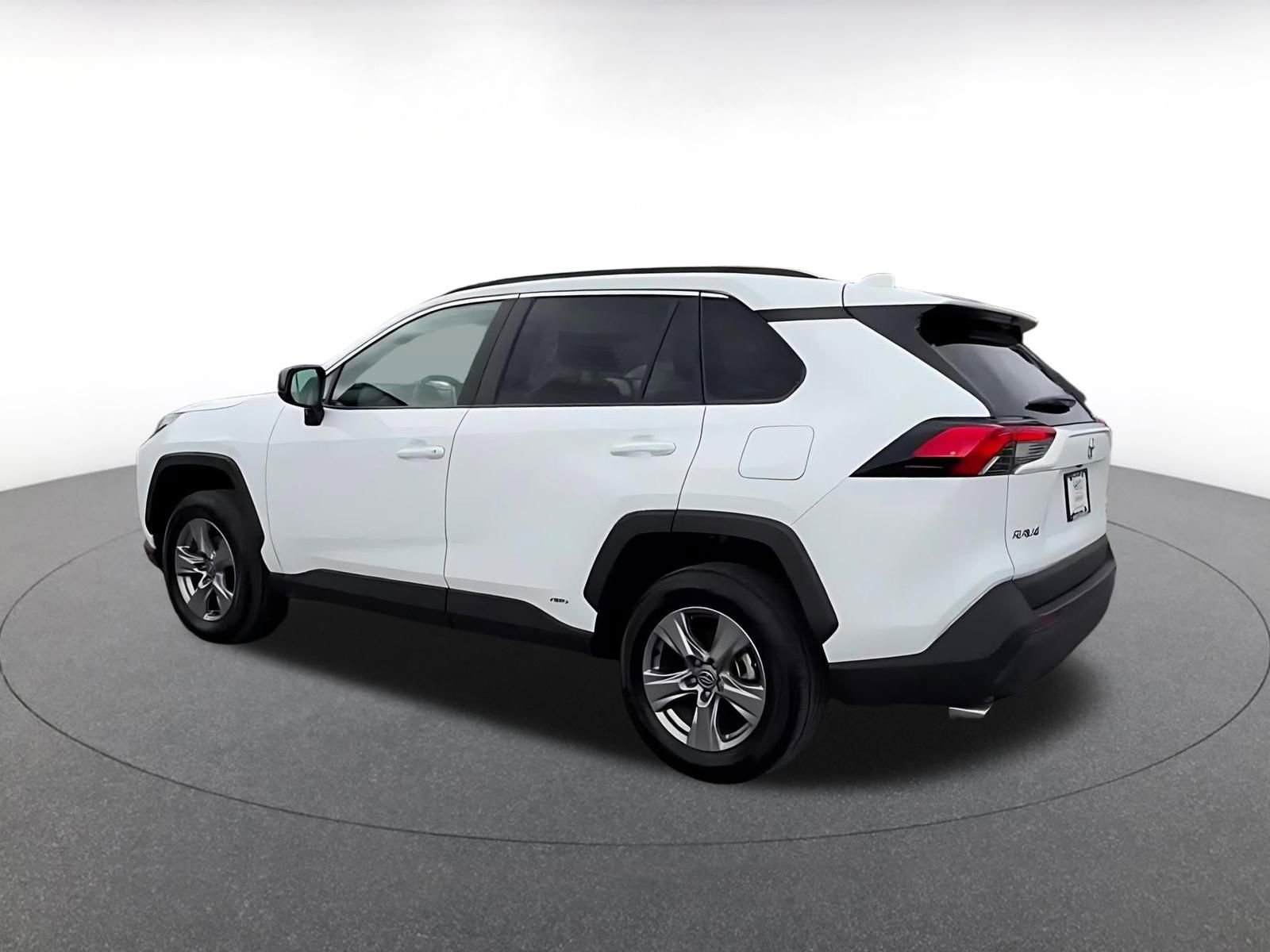 Thumbnail: 2025 Toyota RAV4 - 10