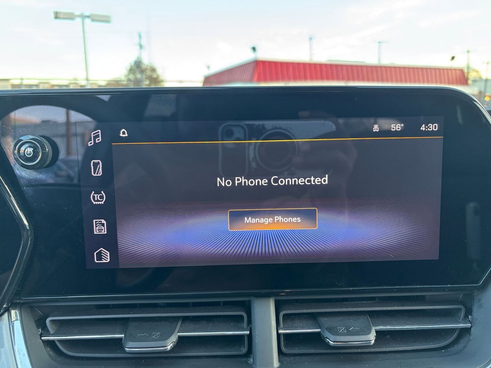 Thumbnail: 2025 Chevrolet Trax - 21