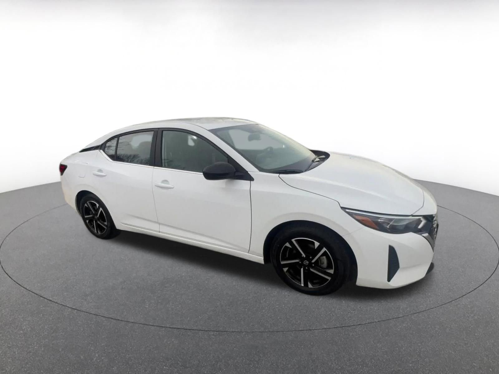 Thumbnail: 2024 Nissan Sentra - 2