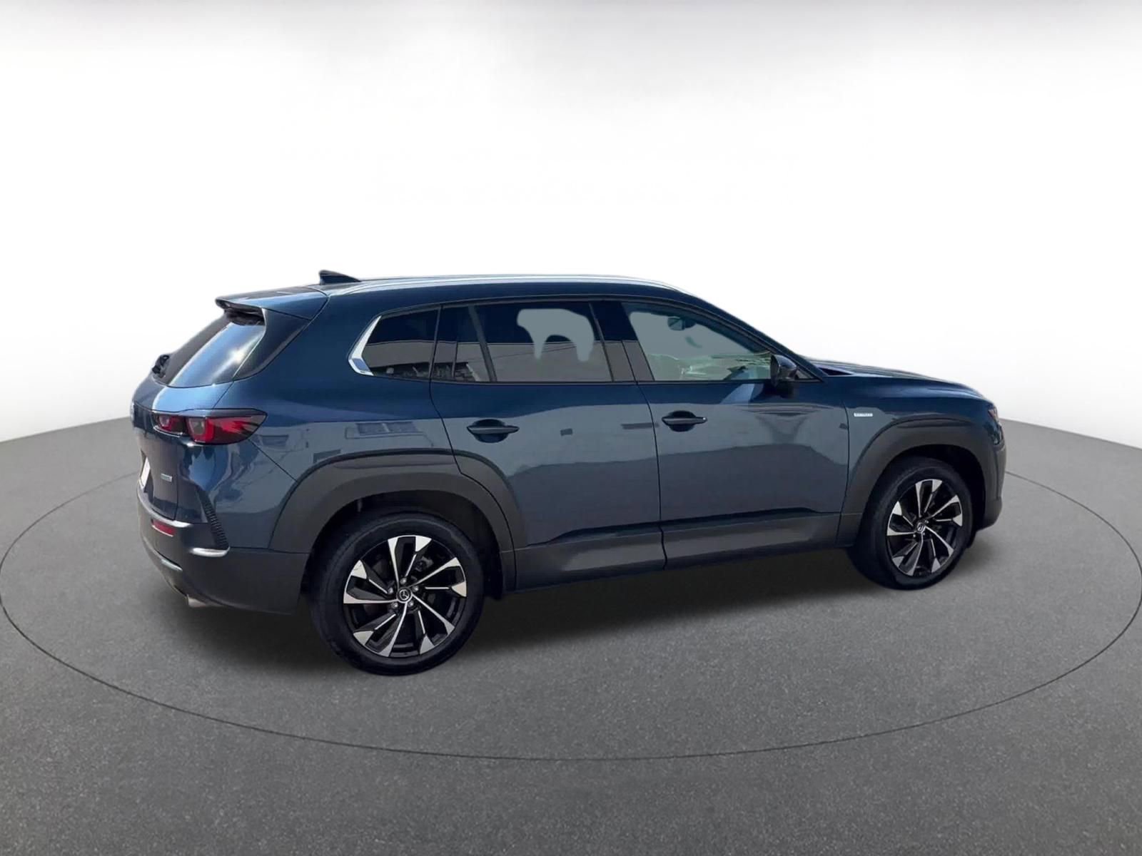 Thumbnail: 2025 Mazda CX-50 - 15