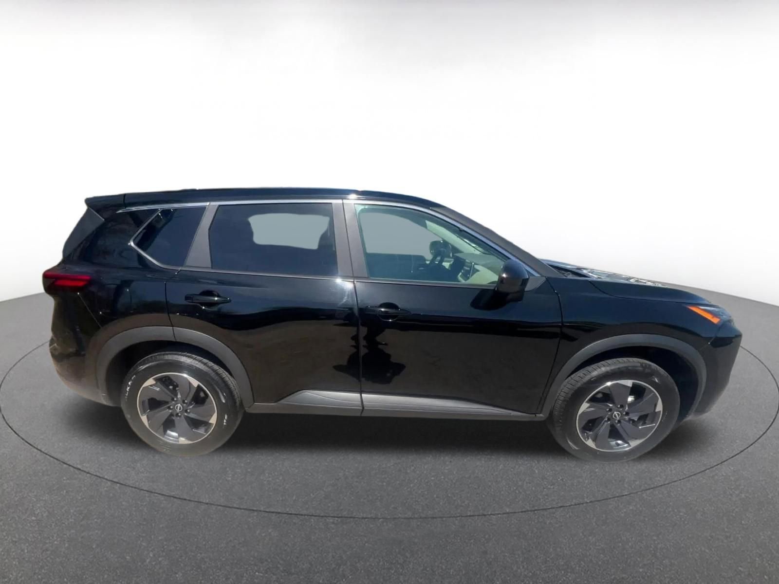 Thumbnail: 2025 Nissan Rogue - 16