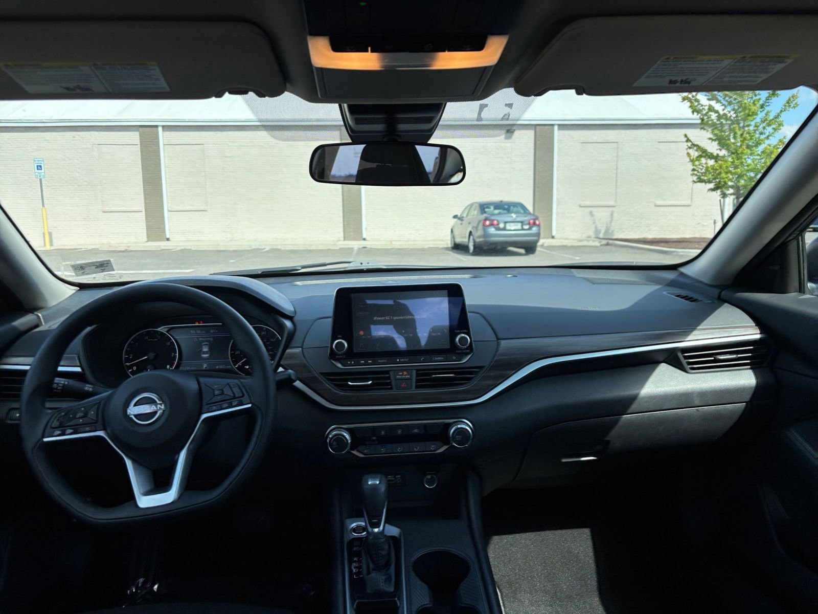 Thumbnail: 2025 Nissan Altima - 33