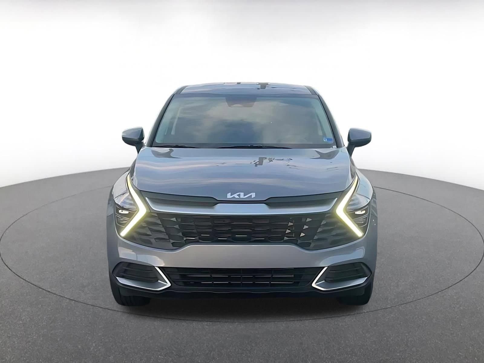 Thumbnail: 2025 Kia Sportage - 4