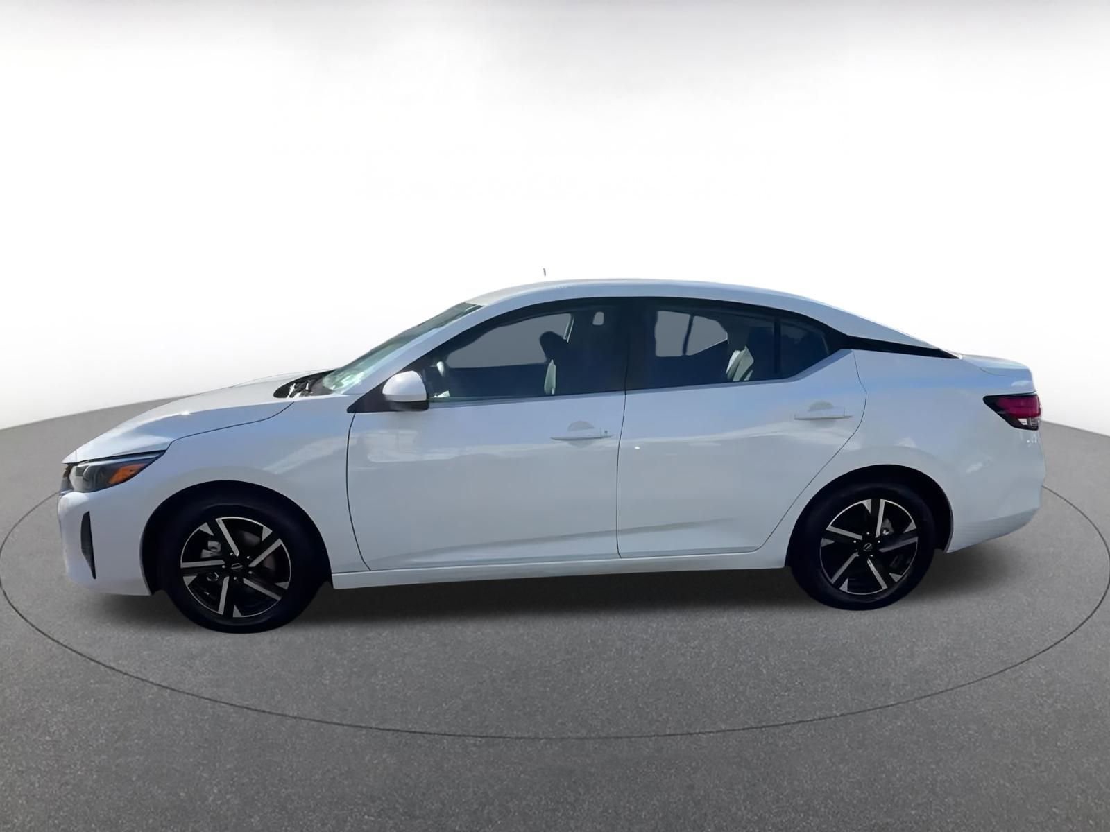 Thumbnail: 2024 Nissan Sentra - 9