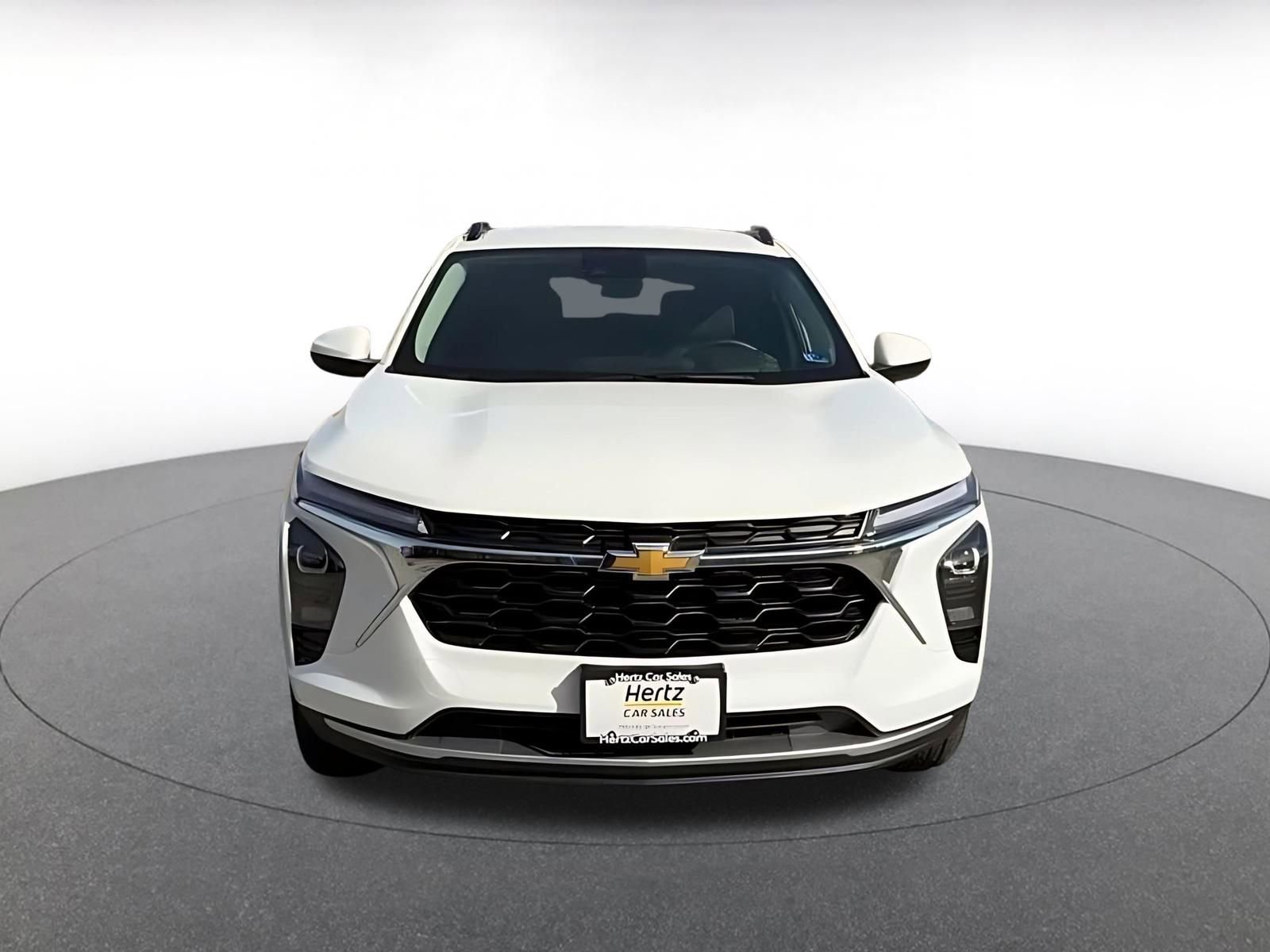 Thumbnail: 2025 Chevrolet Trax - 4