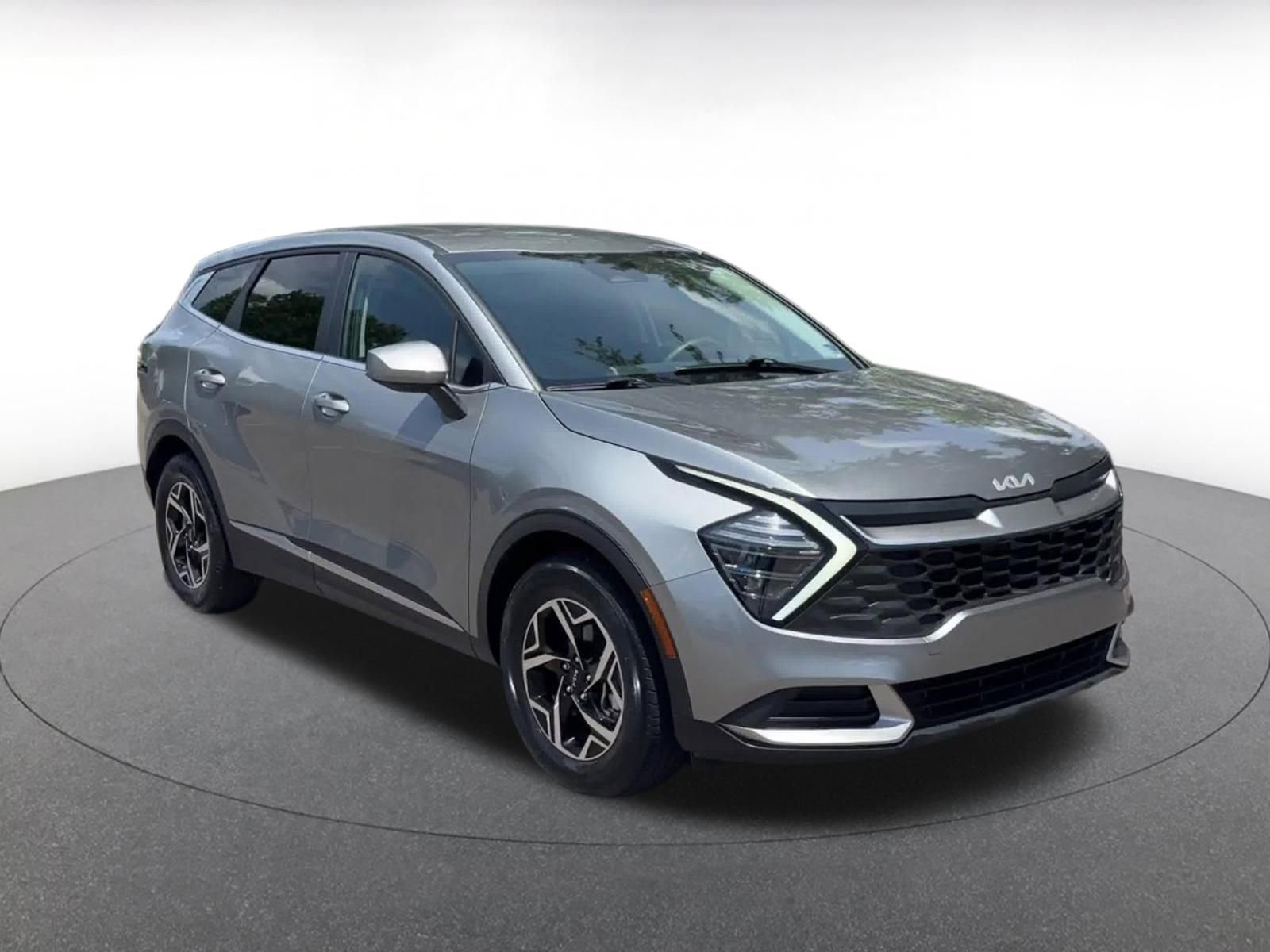 Thumbnail: 2025 Kia Sportage - 3