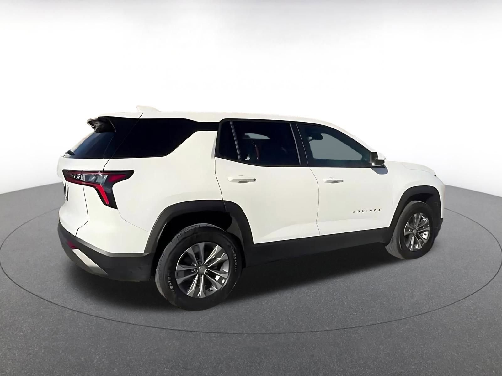 Thumbnail: 2025 Chevrolet Equinox - 15