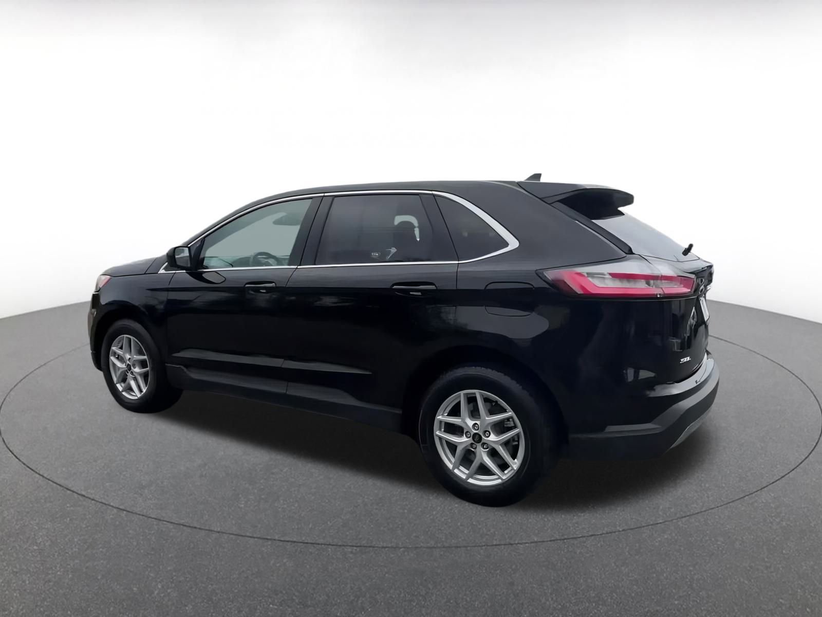Thumbnail: 2024 Ford Edge - 10