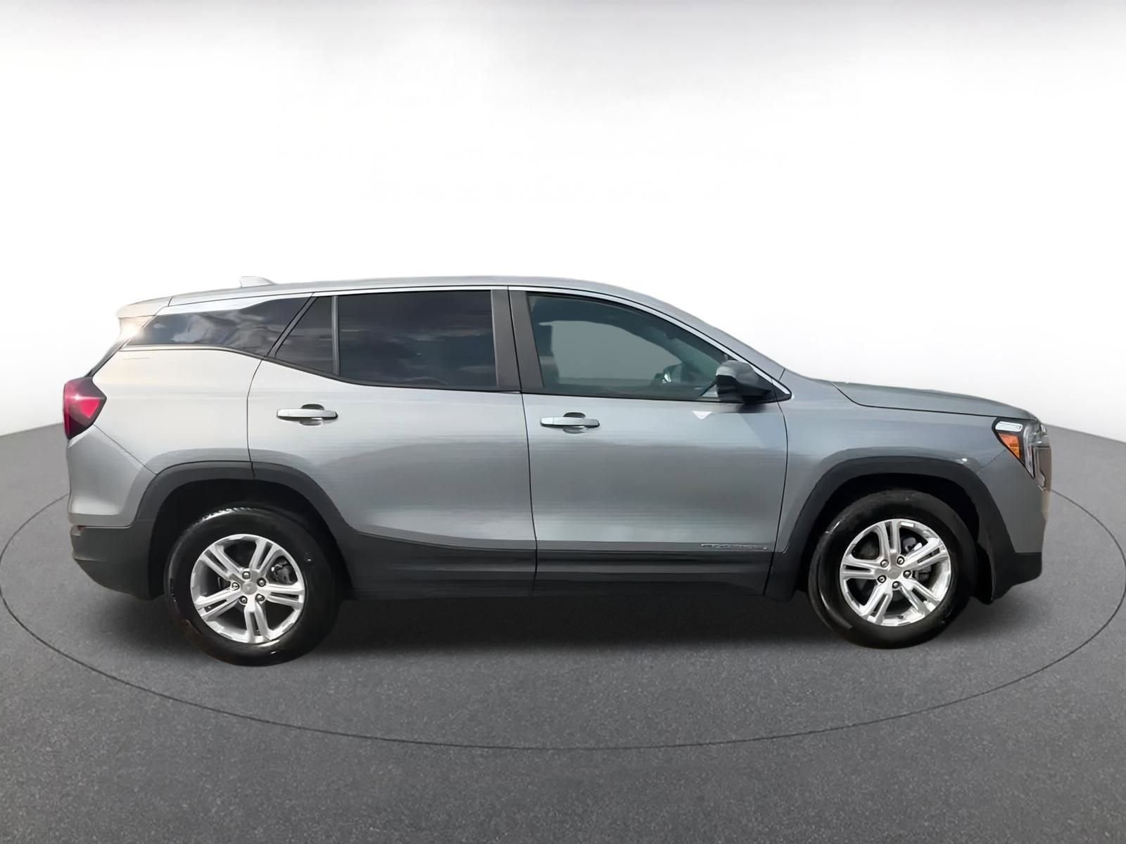 Thumbnail: 2024 GMC Terrain - 16