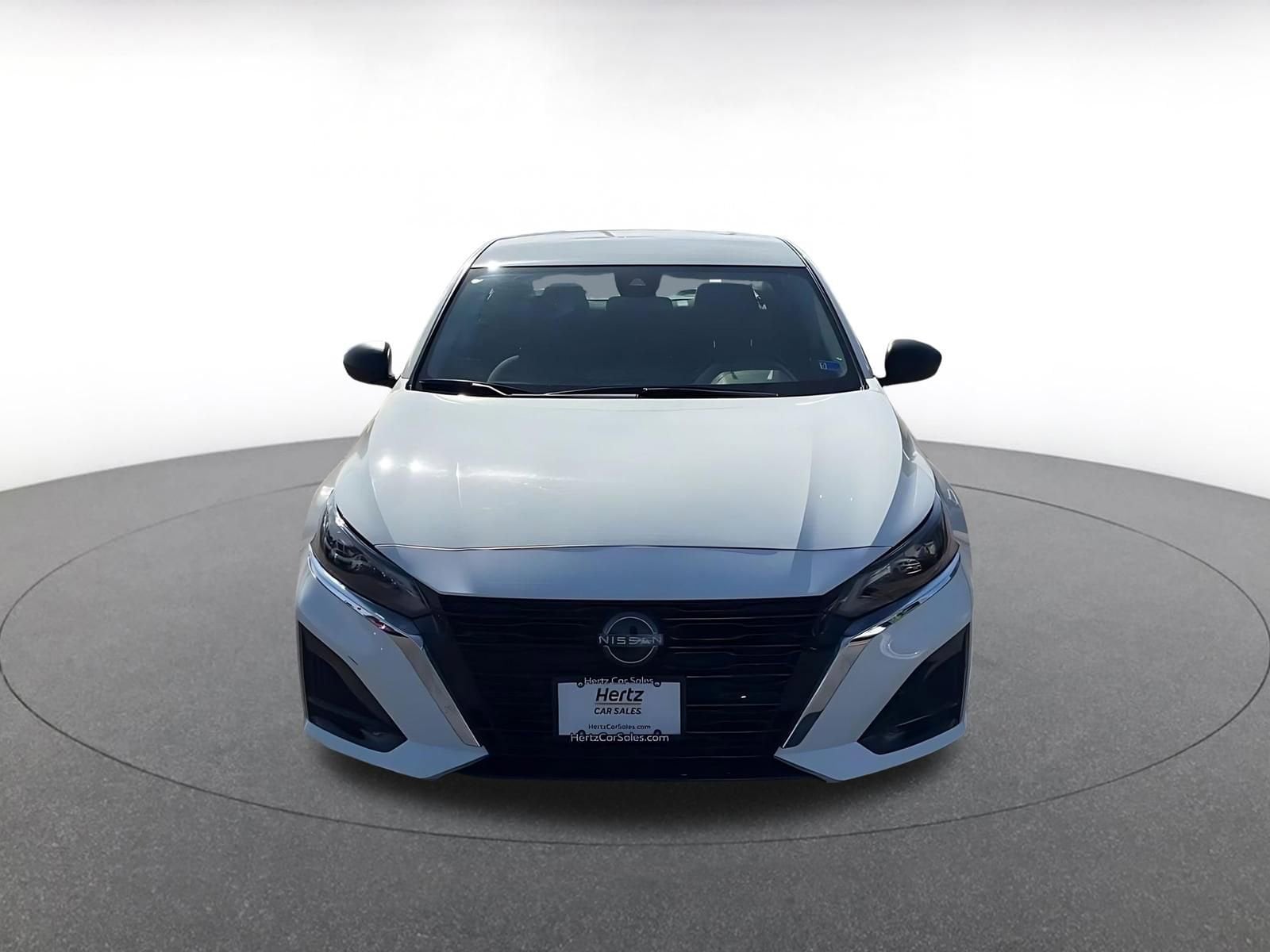 Thumbnail: 2025 Nissan Altima - 4