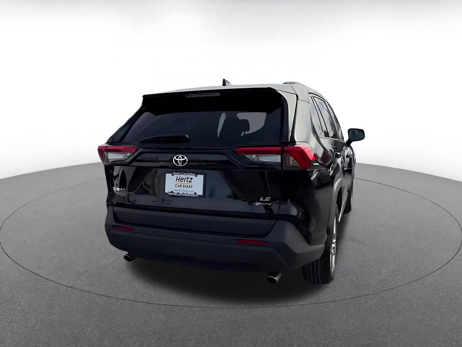 Thumbnail: 2025 Toyota RAV4 - 15