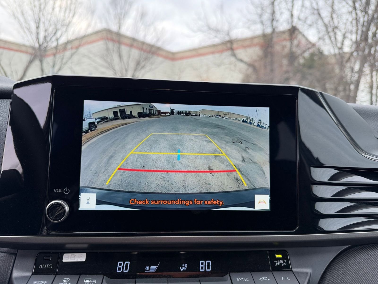 Thumbnail: 2025 Toyota Camry - 17