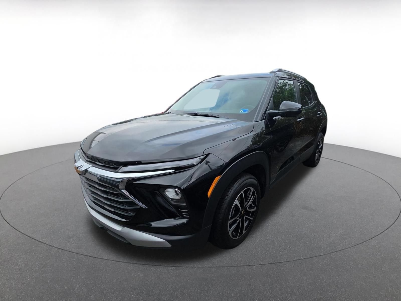 Thumbnail: 2025 Chevrolet TrailBlazer - 3