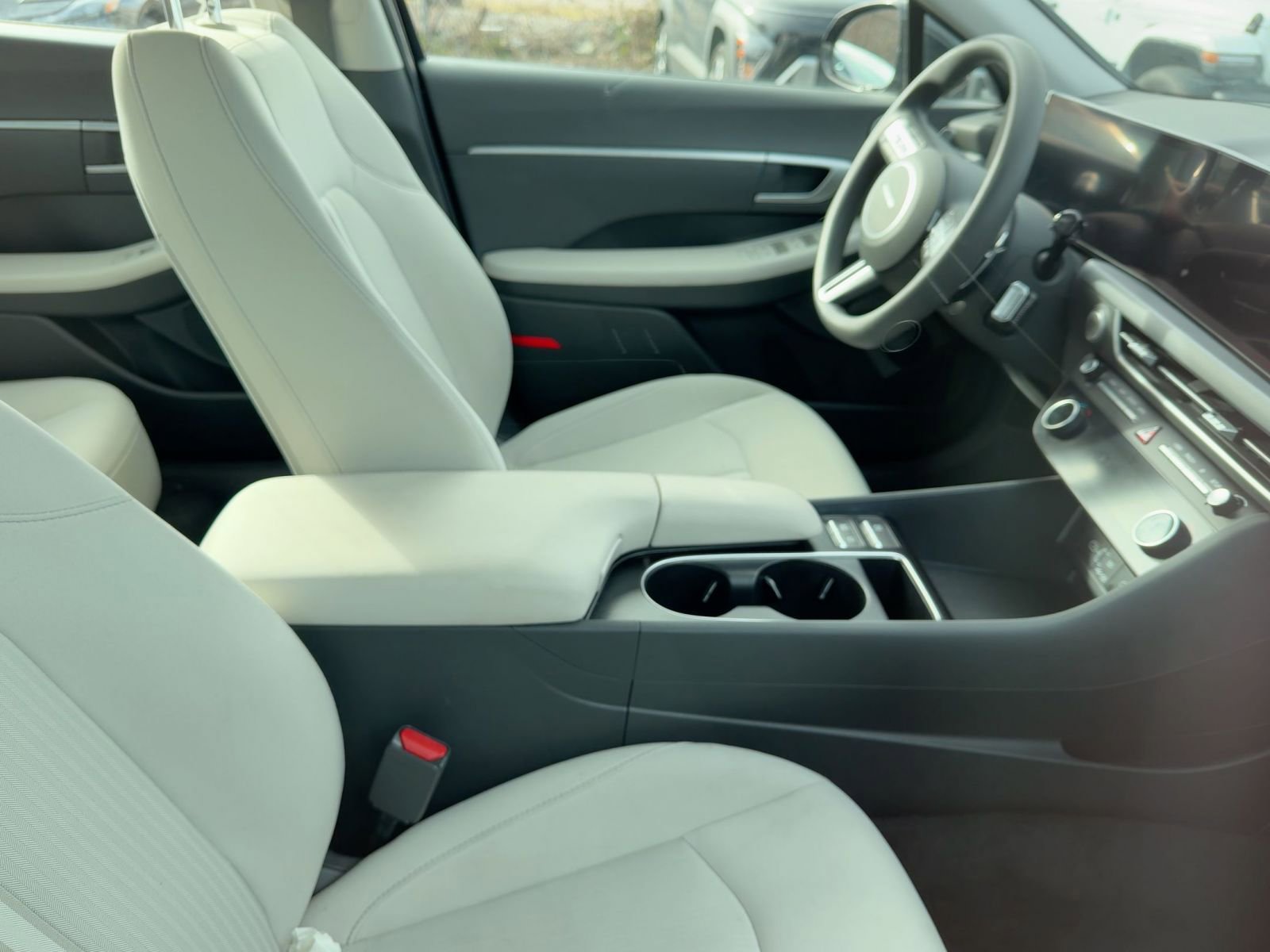 Thumbnail: 2025 Hyundai Sonata - 10