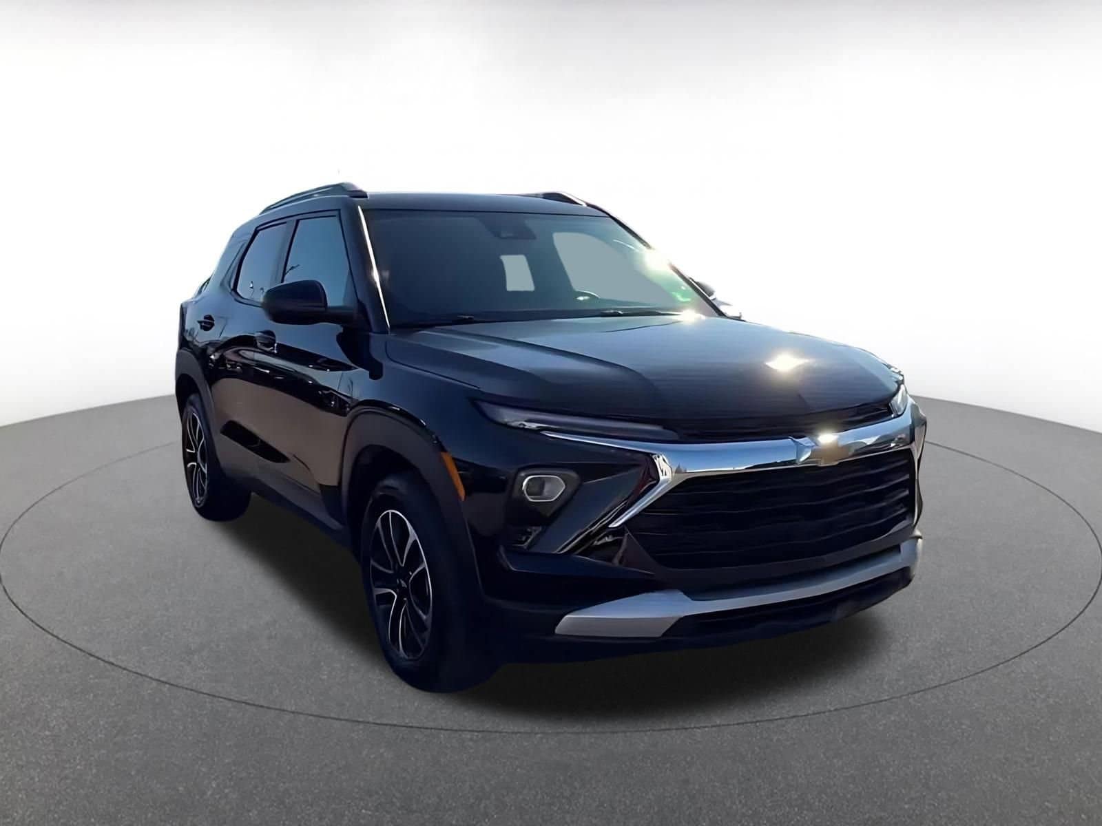 Thumbnail: 2025 Chevrolet TrailBlazer - 3