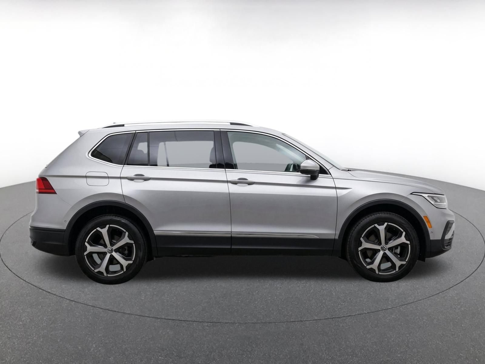 Thumbnail: 2026 Volkswagen Tiguan - 9