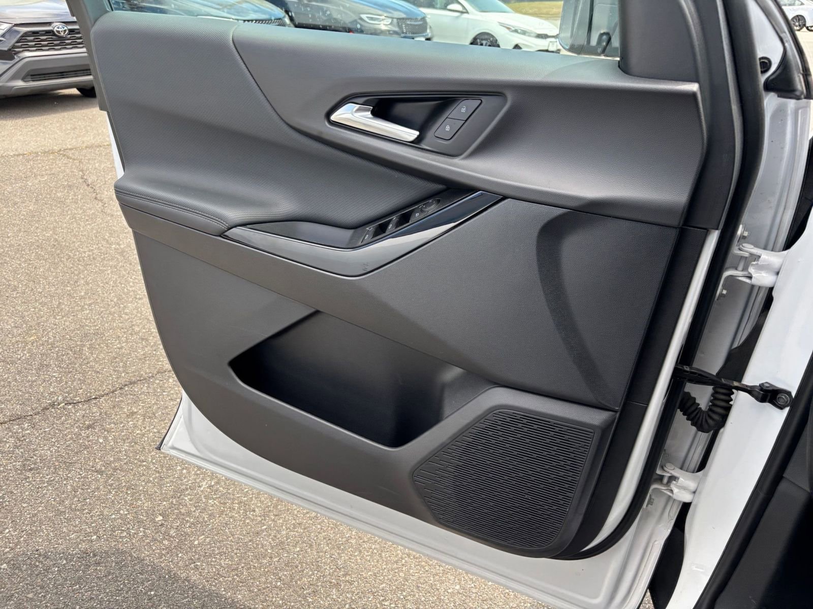 Thumbnail: 2025 Chevrolet Equinox - 18