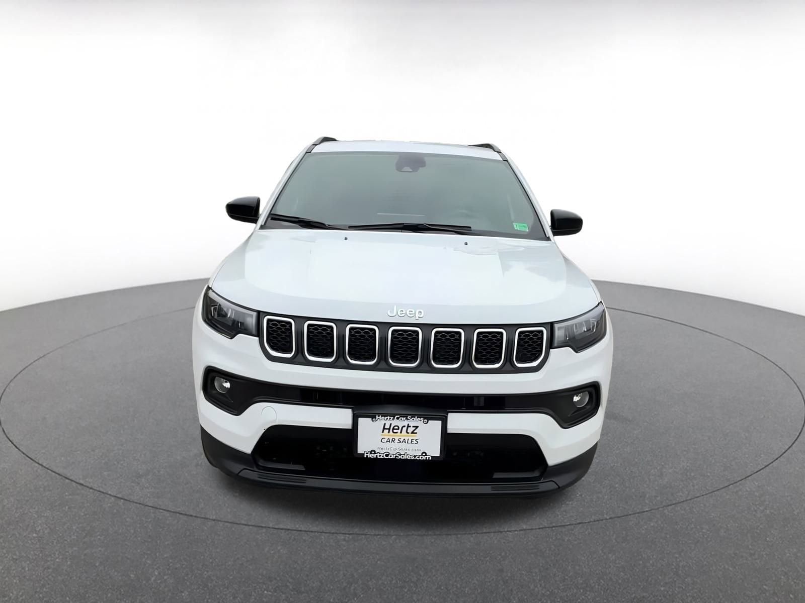 Thumbnail: 2023 Jeep Compass - 4