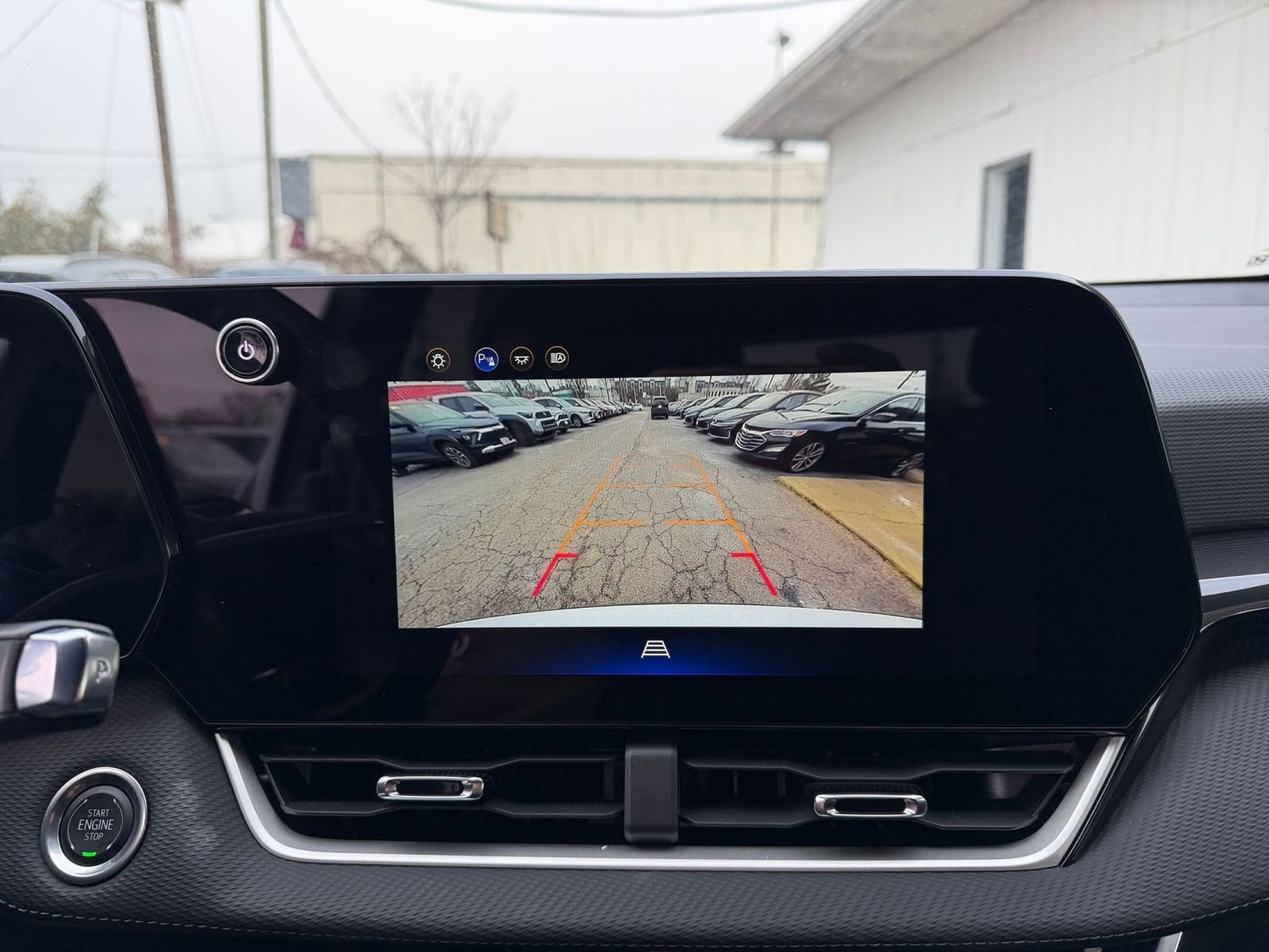 Thumbnail: 2025 Chevrolet Equinox - 17