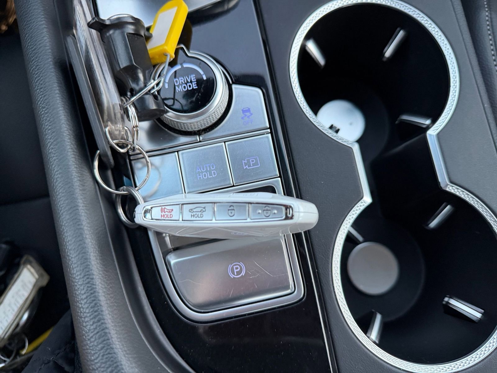 Thumbnail: 2025 Genesis G70 - 23