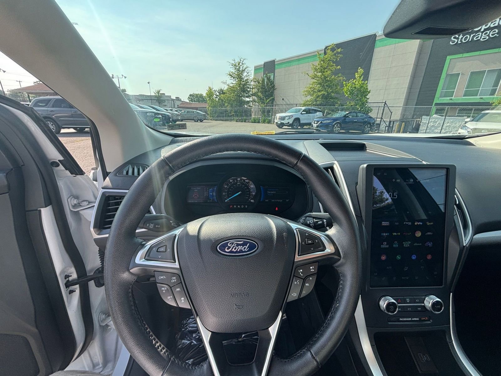 2024 Ford Edge SEL 34