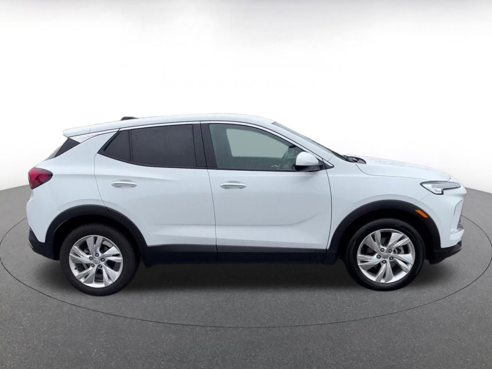 Thumbnail: 2025 Buick Encore GX - 16