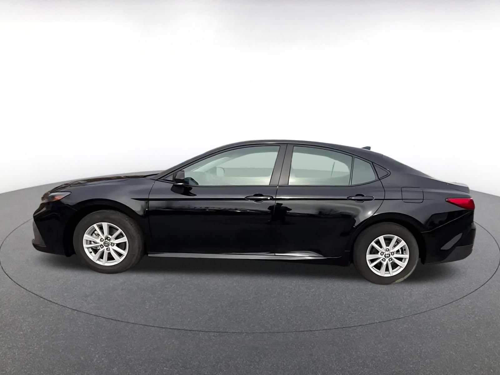 Thumbnail: 2025 Toyota Camry - 8