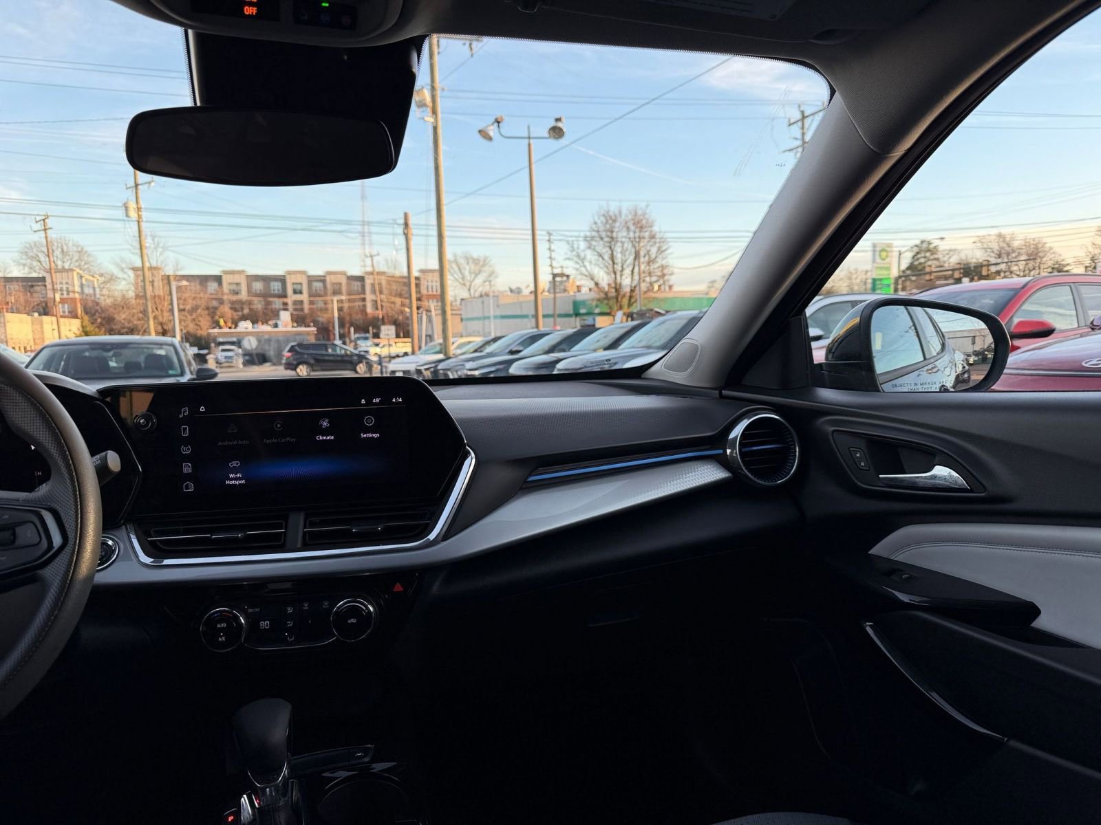 Thumbnail: 2025 Chevrolet Trax - 33