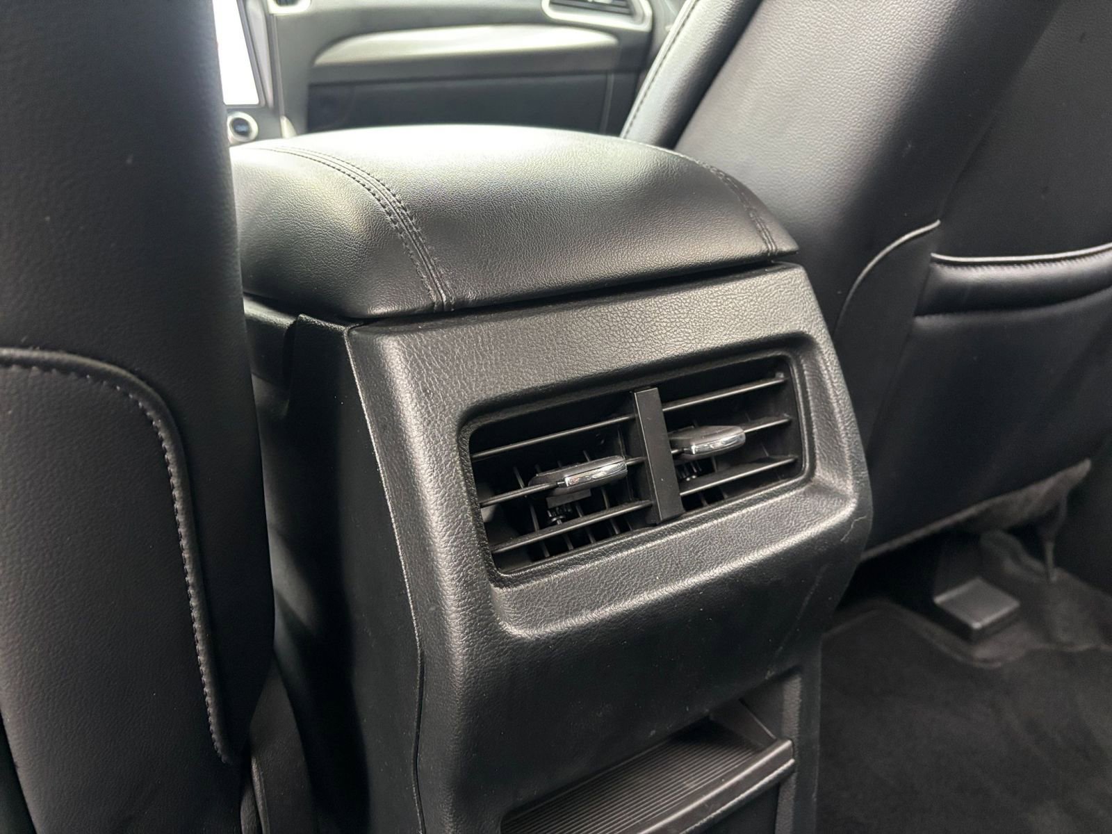 Thumbnail: 2024 Ford Edge - 23