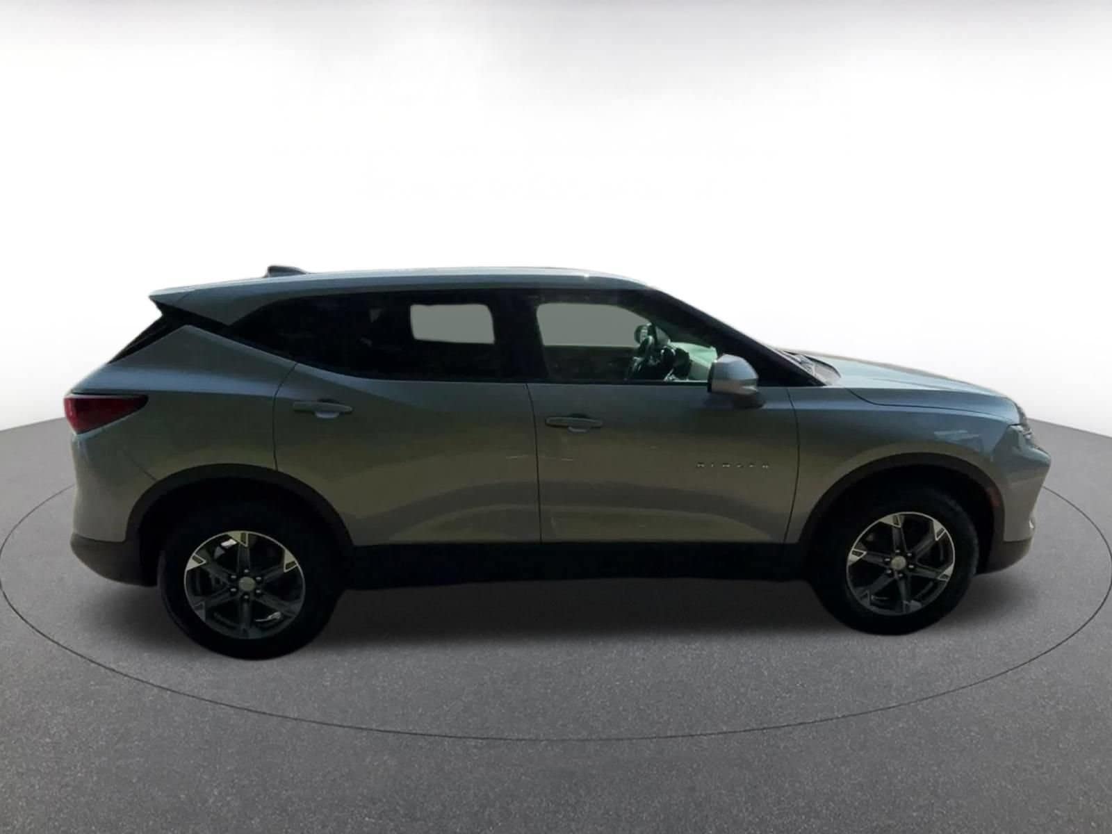 Thumbnail: 2025 Chevrolet Blazer - 15