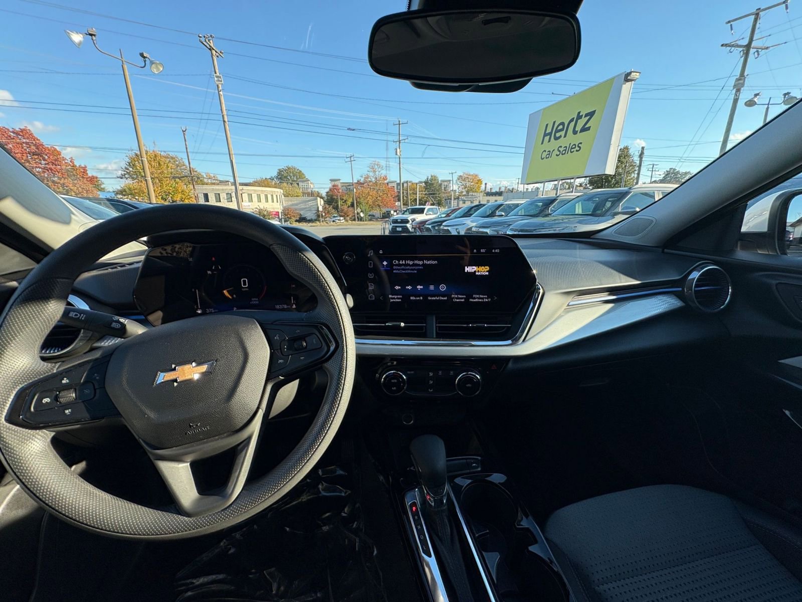 Thumbnail: 2025 Chevrolet Trax - 31