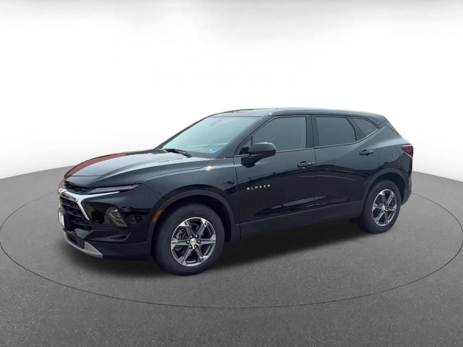 Thumbnail: 2025 Chevrolet Blazer - 8