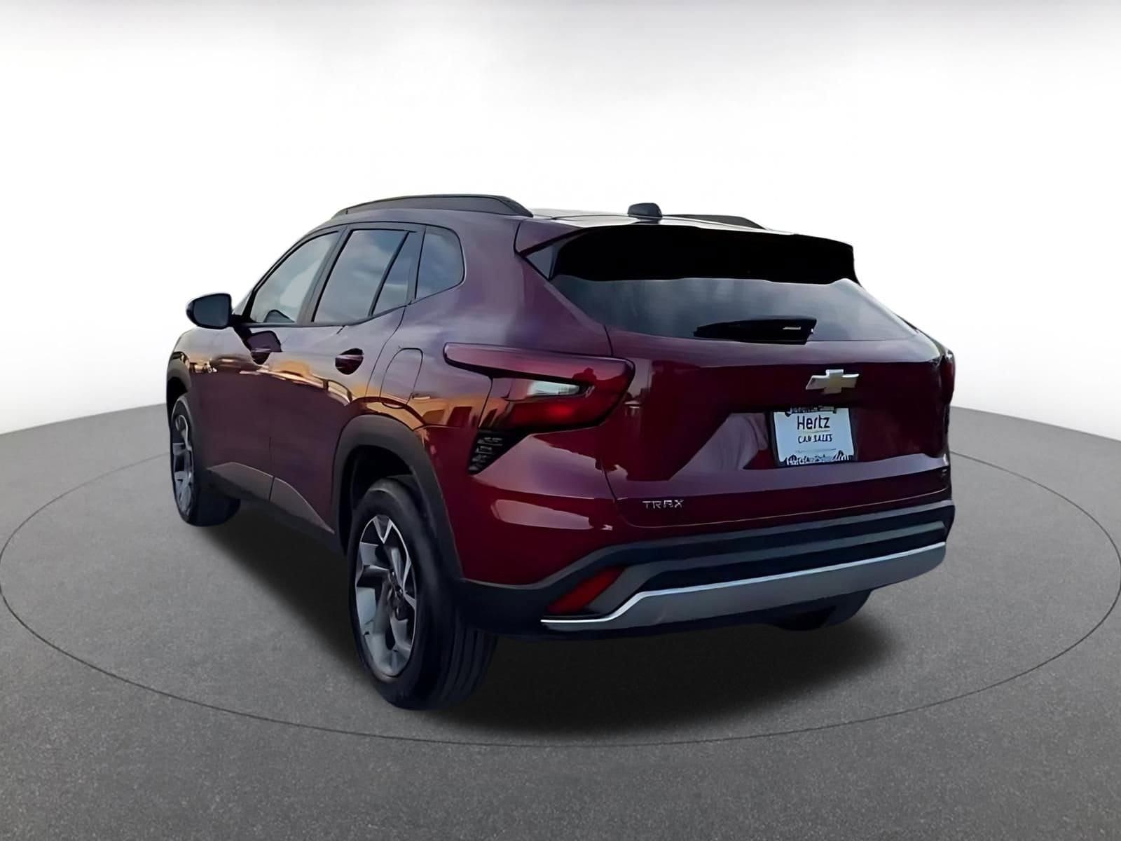 Thumbnail: 2025 Chevrolet Trax - 11