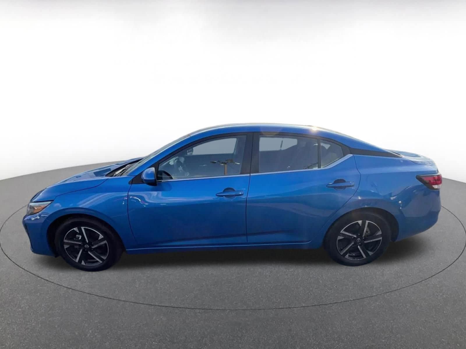 Thumbnail: 2025 Nissan Sentra - 9