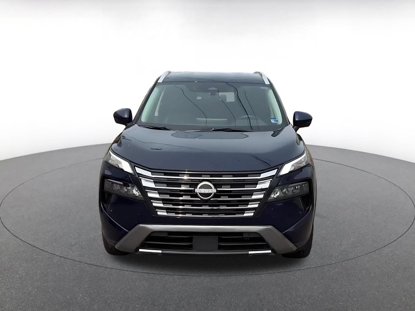 Thumbnail: 2026 Nissan Rogue - 3