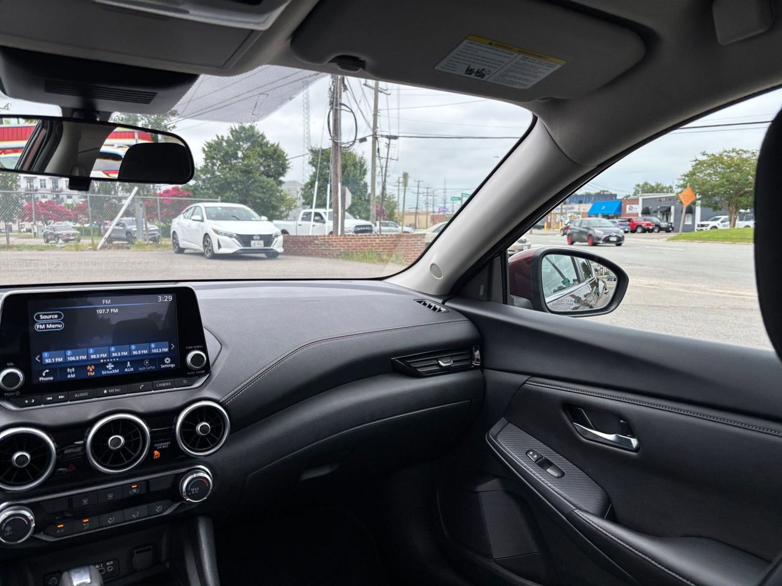 Thumbnail: 2024 Nissan Sentra - 33