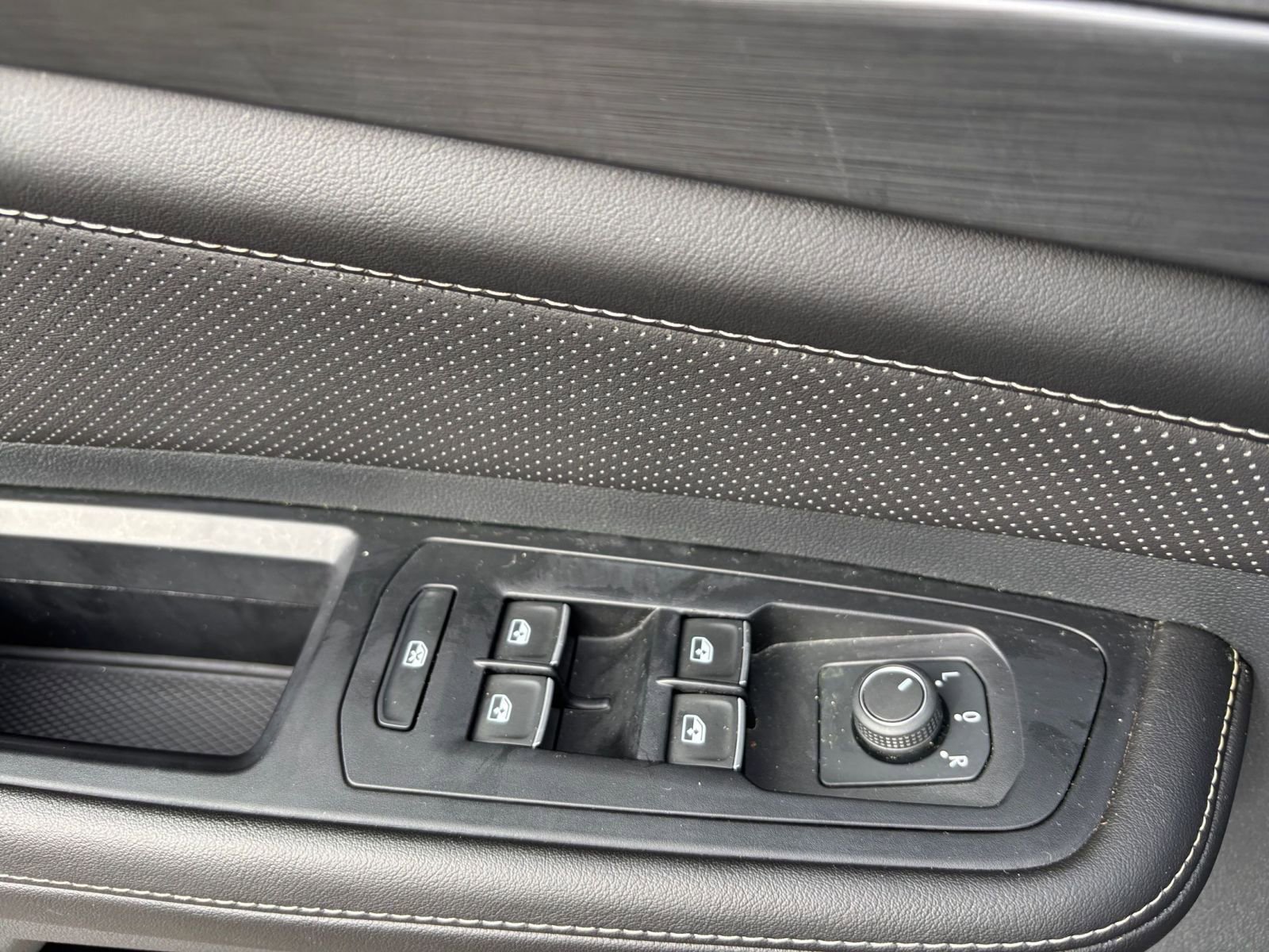 Thumbnail: 2025 Volkswagen Atlas - 20