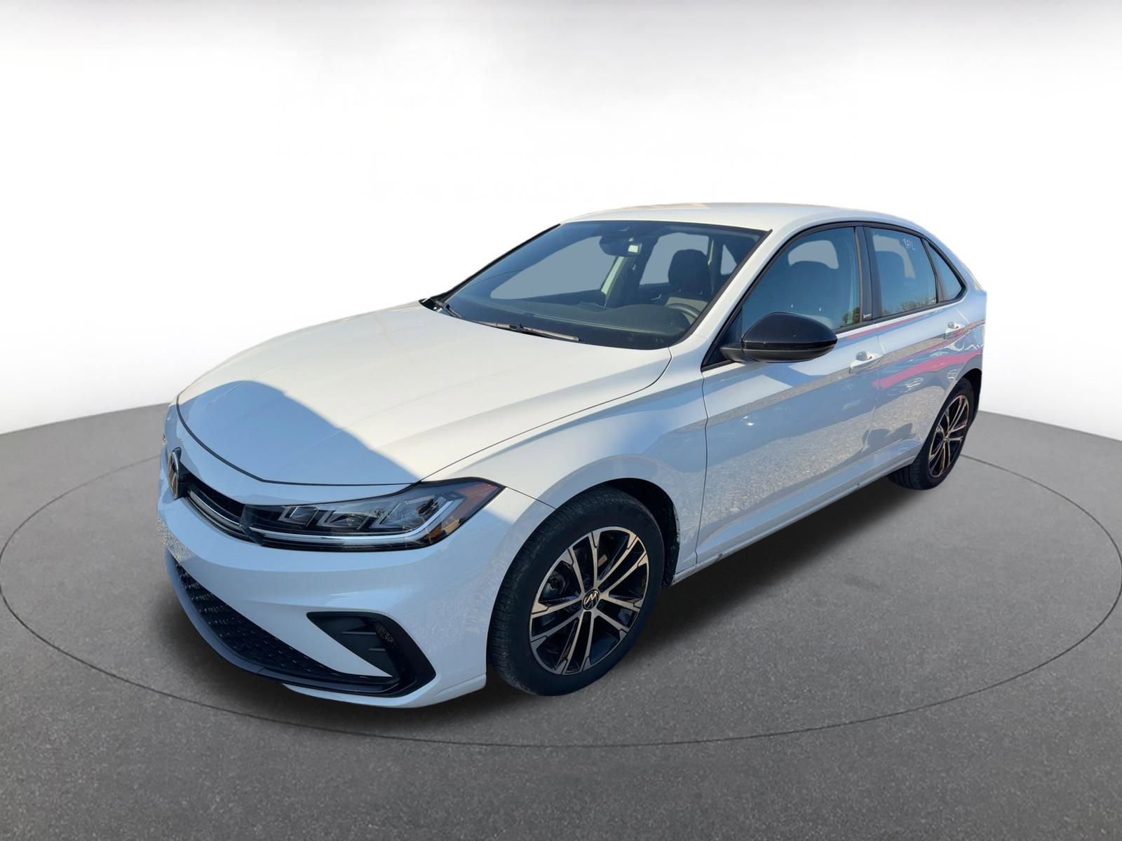 Thumbnail: 2025 Volkswagen Jetta - 2