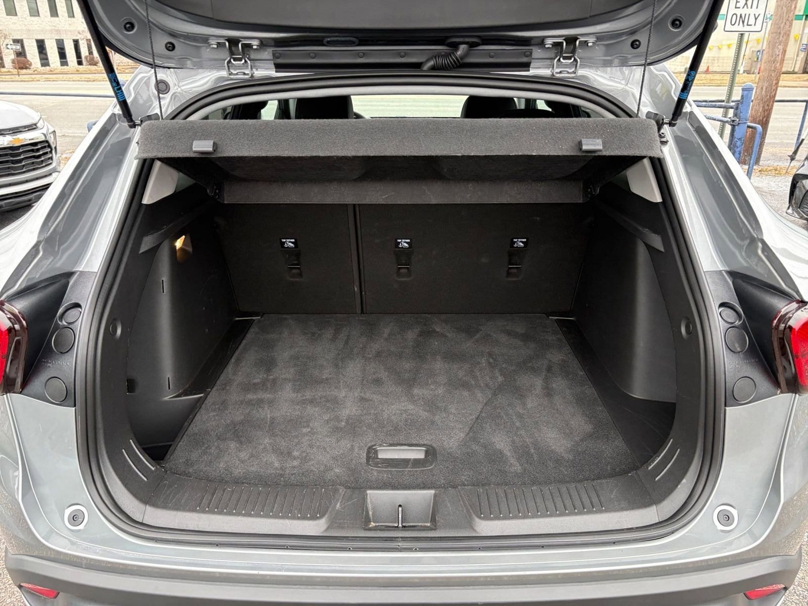 Thumbnail: 2025 Chevrolet Trax - 30