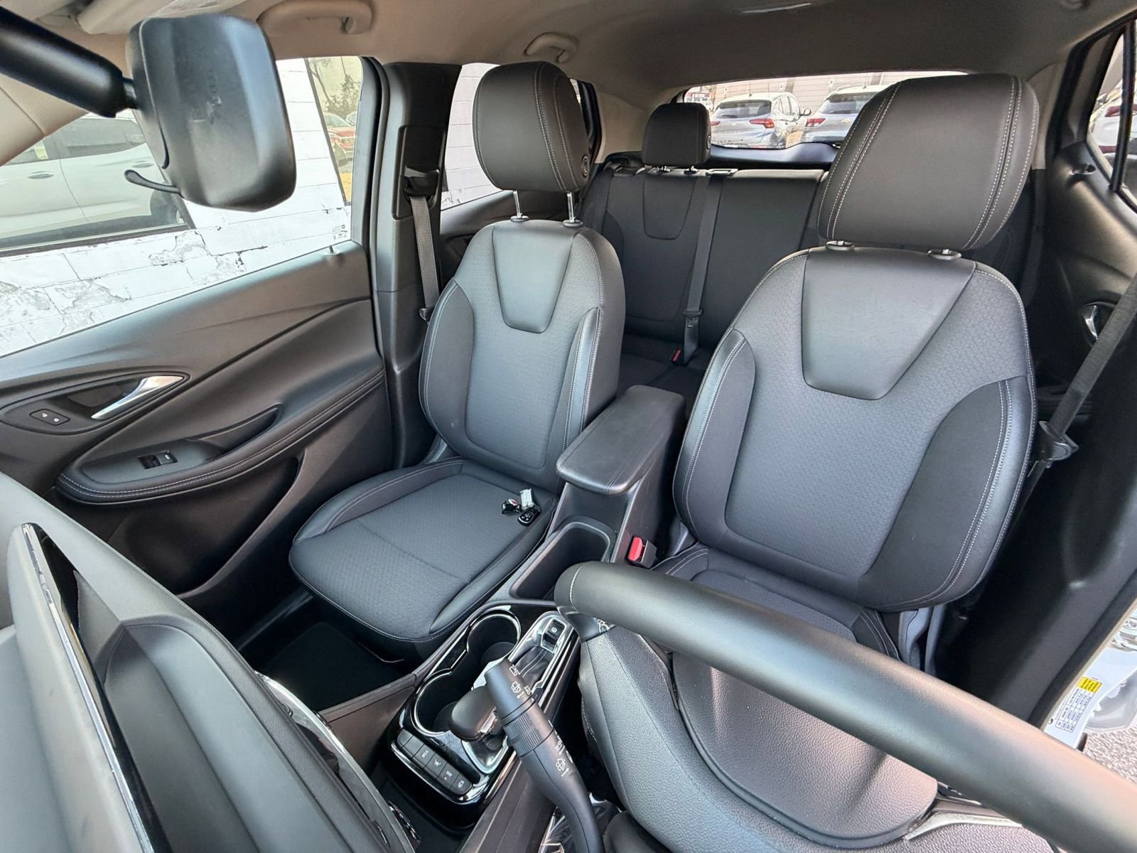 Thumbnail: 2025 Buick Encore GX - 35