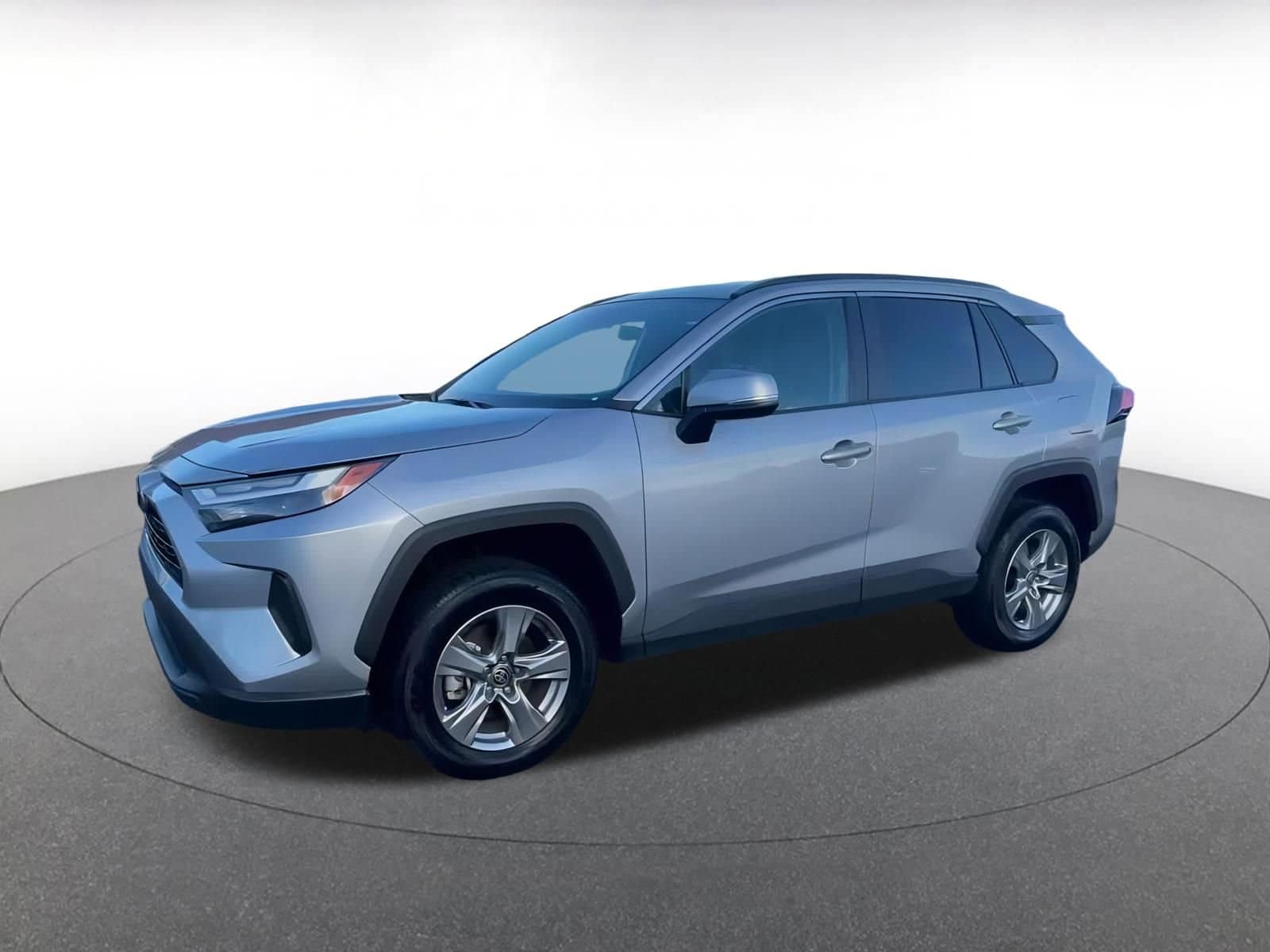 Thumbnail: 2025 Toyota RAV4 - 8