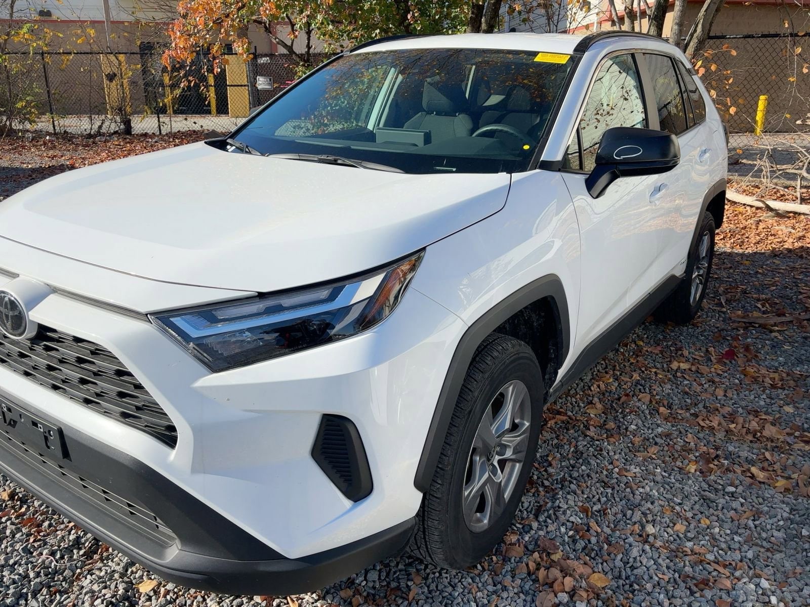 Thumbnail: 2025 Toyota RAV4 - 4