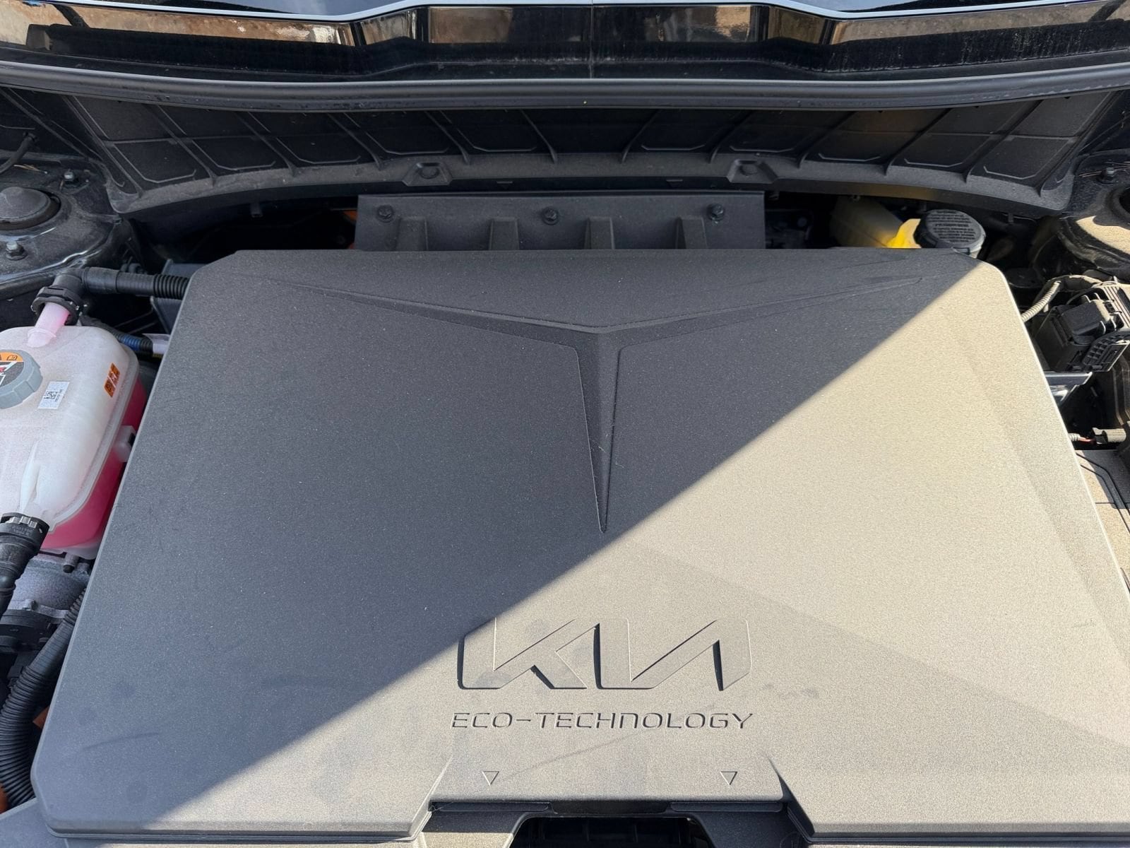 Thumbnail: 2023 Kia Niro - 34