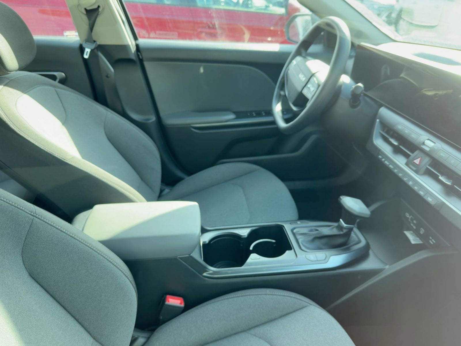 Thumbnail: 2025 Kia K4 - 10