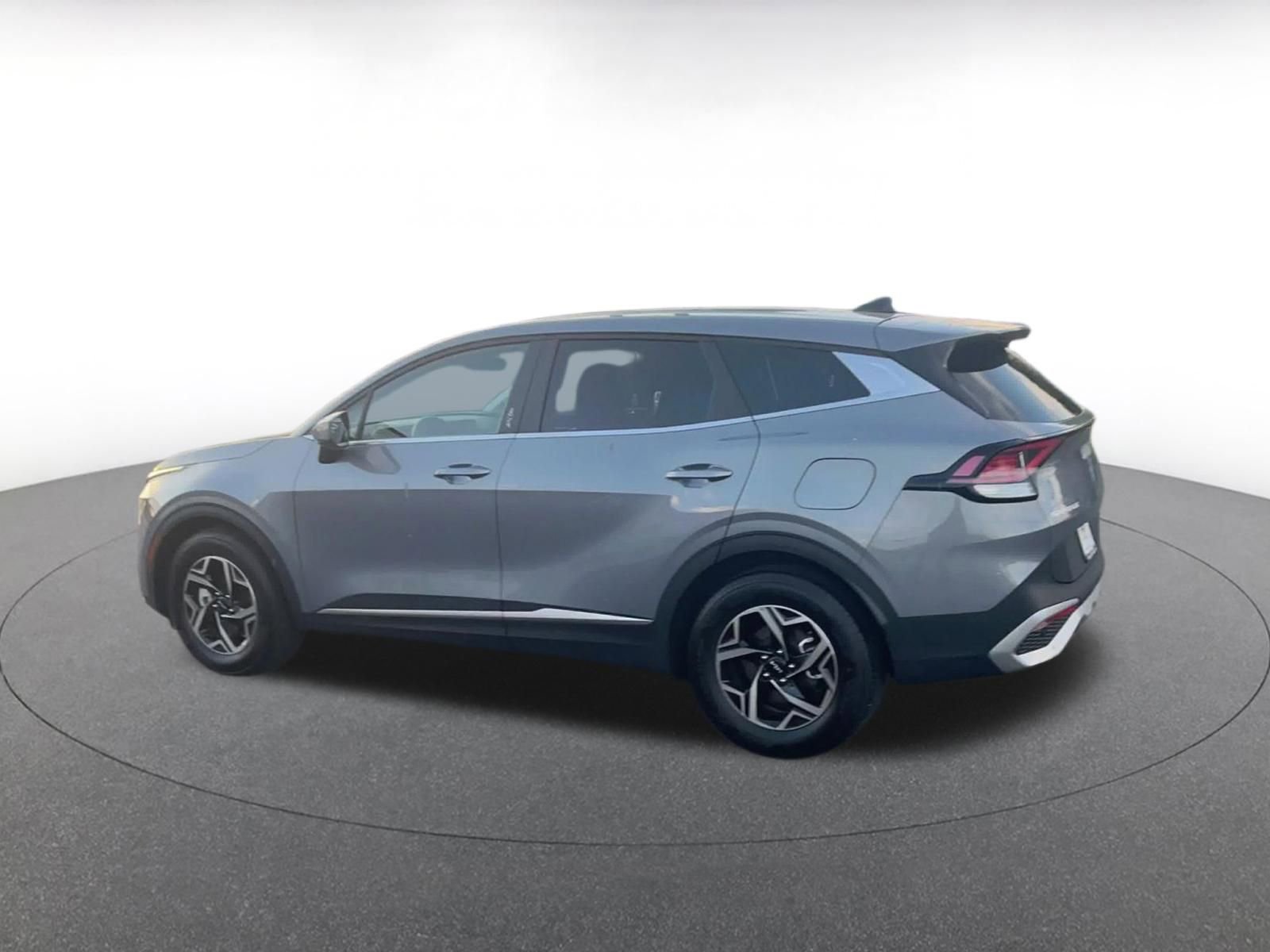 Thumbnail: 2025 Kia Sportage - 10