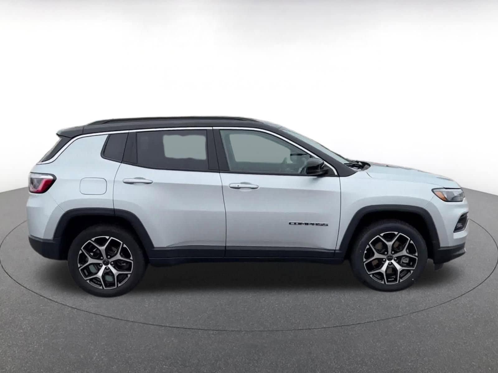Thumbnail: 2025 Jeep Compass - 16