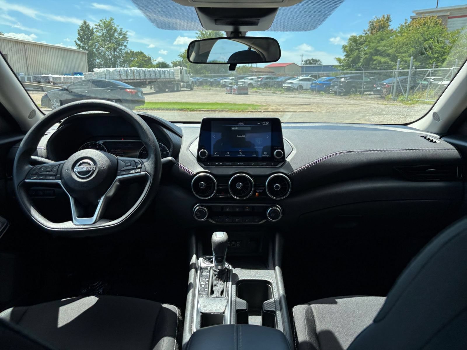 Thumbnail: 2025 Nissan Sentra - 33
