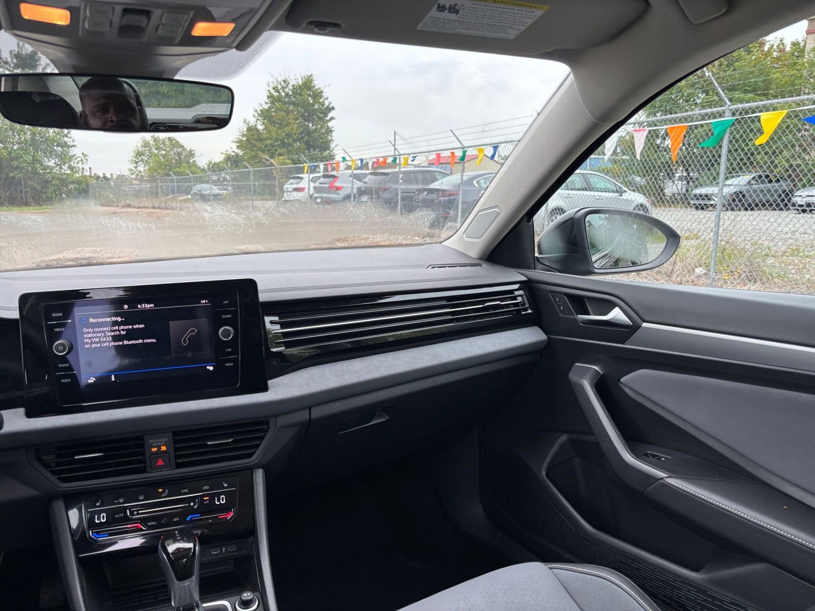 Thumbnail: 2025 Volkswagen Jetta - 34