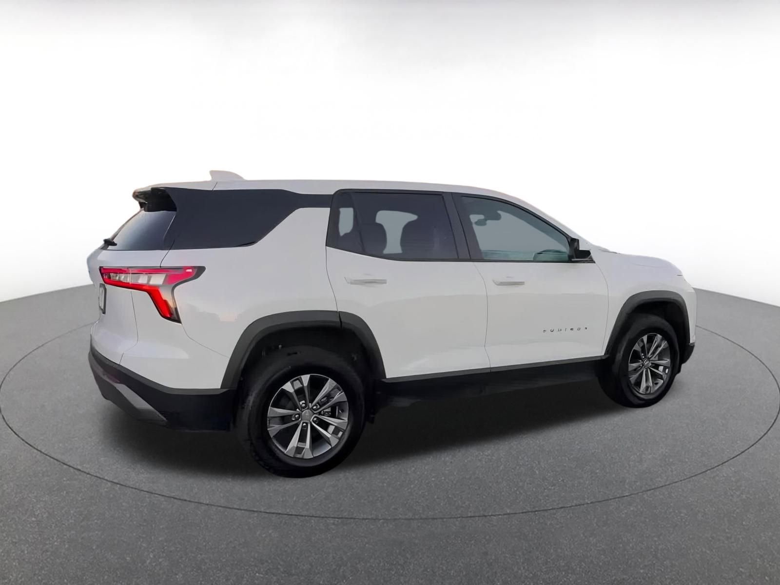 Thumbnail: 2025 Chevrolet Equinox - 15